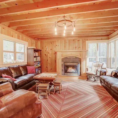 Spacious Classic Cabin Retreat- Near Lassen Mill Creek Exterior photo
